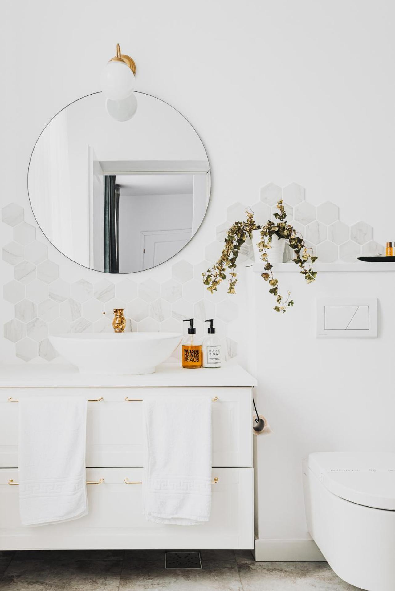 Voya Nordic Apartment-A Luxury Oasis In The Old Town Braşov Esterno foto