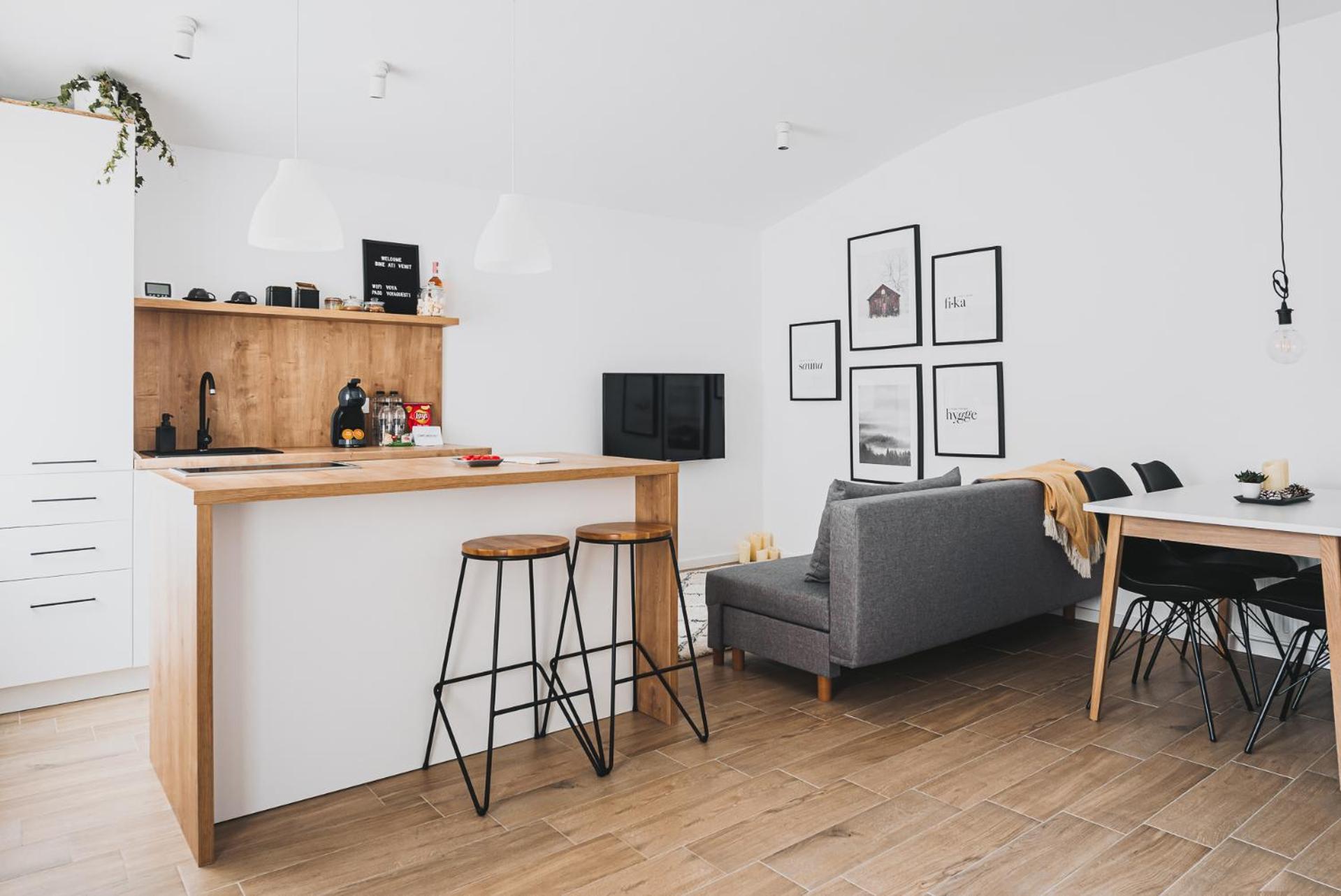 Voya Nordic Apartment-A Luxury Oasis In The Old Town Braşov Esterno foto