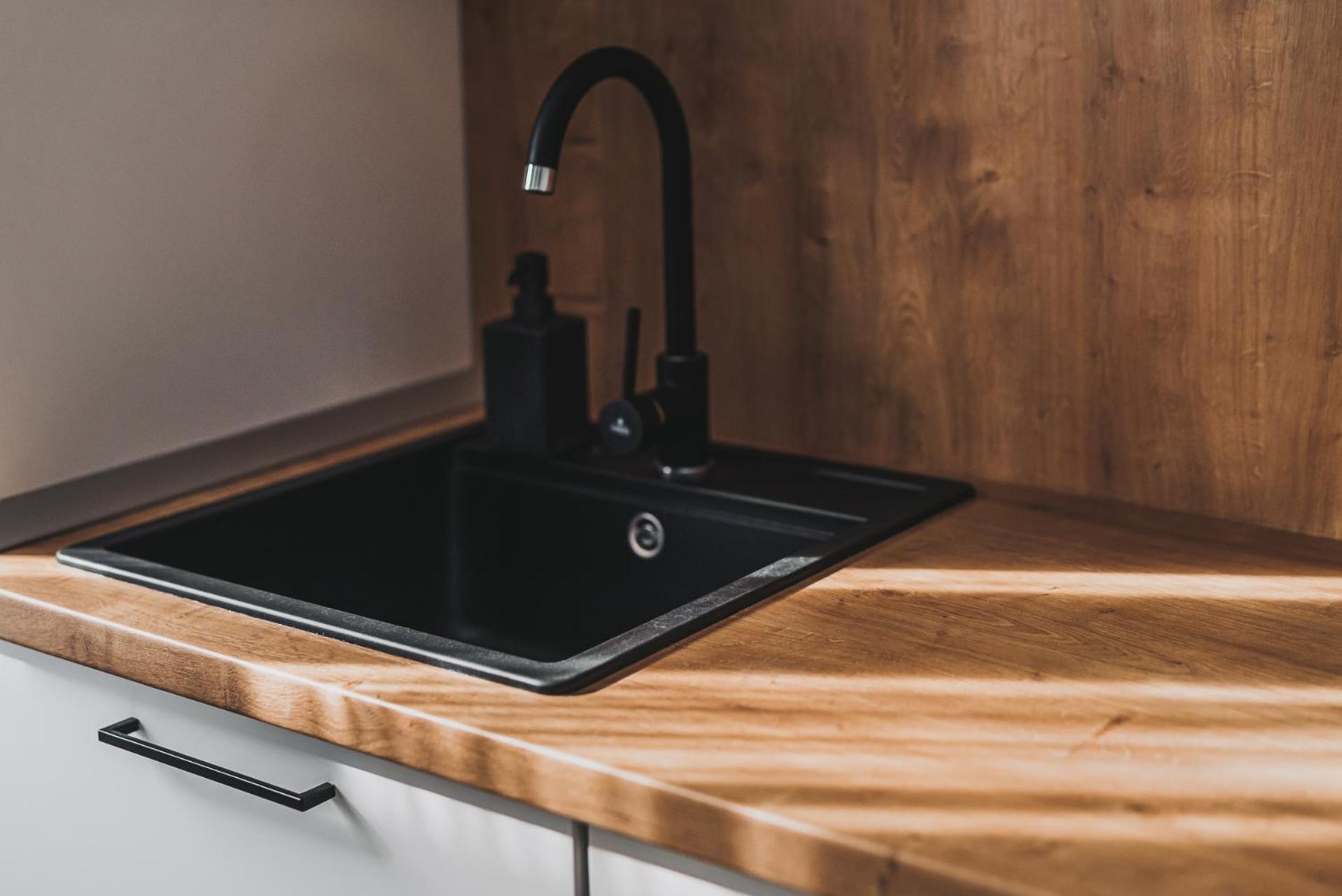 Voya Nordic Apartment-A Luxury Oasis In The Old Town Braşov Esterno foto