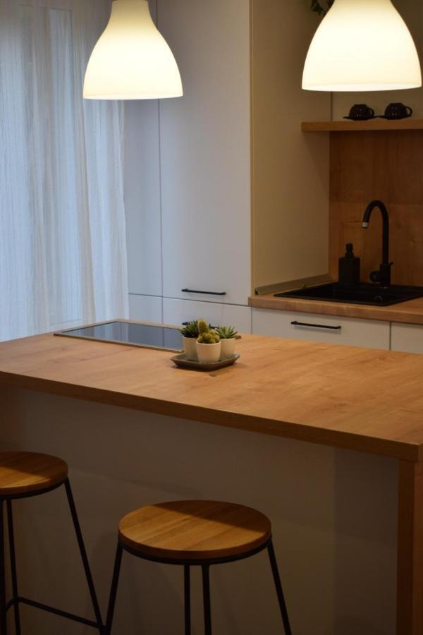 Voya Nordic Apartment-A Luxury Oasis In The Old Town Braşov Esterno foto